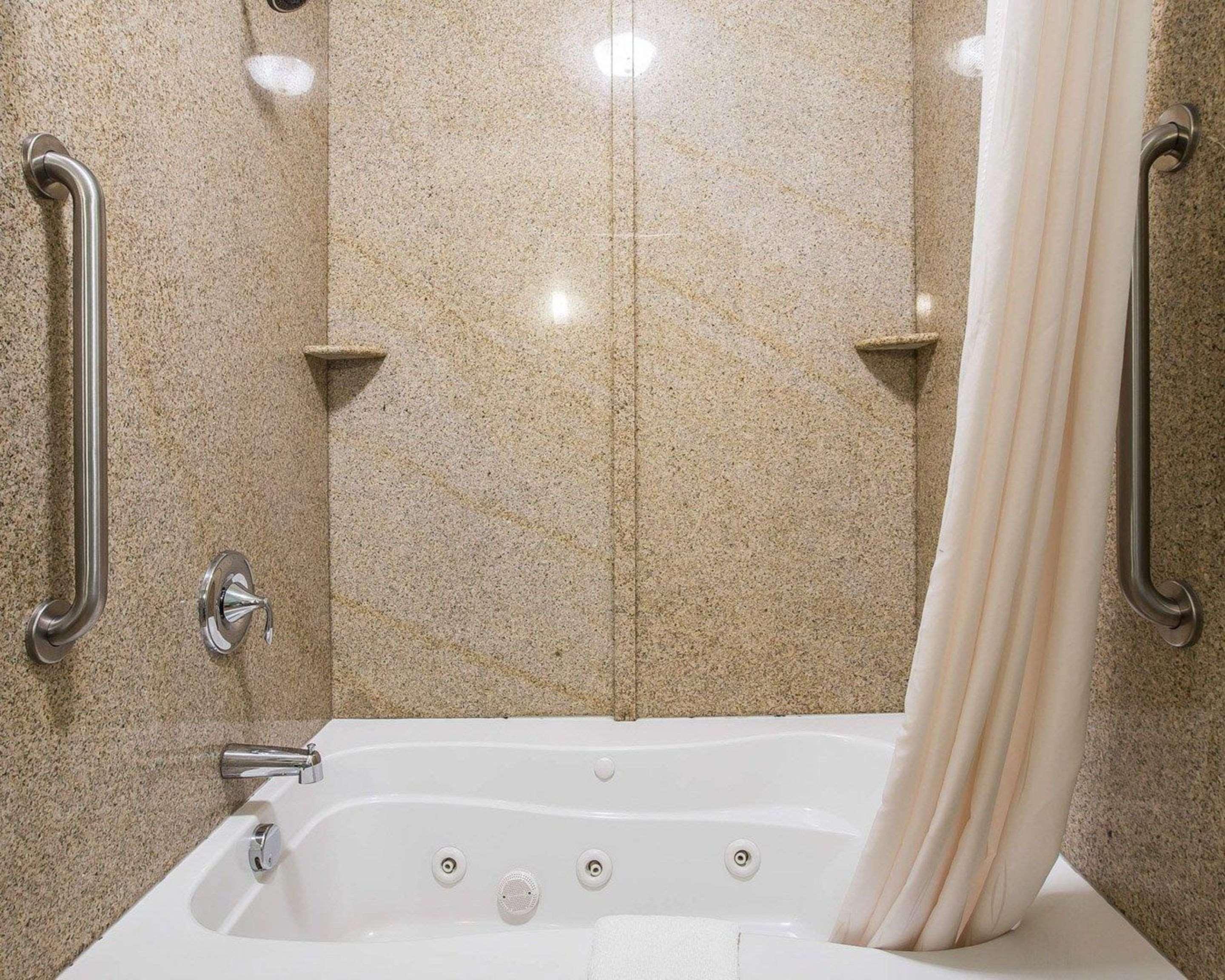Comfort Suites Simpsonville - Greenville Εξωτερικό φωτογραφία