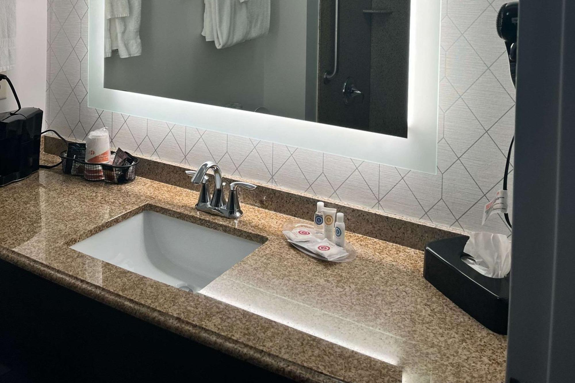 Comfort Suites Simpsonville - Greenville Εξωτερικό φωτογραφία